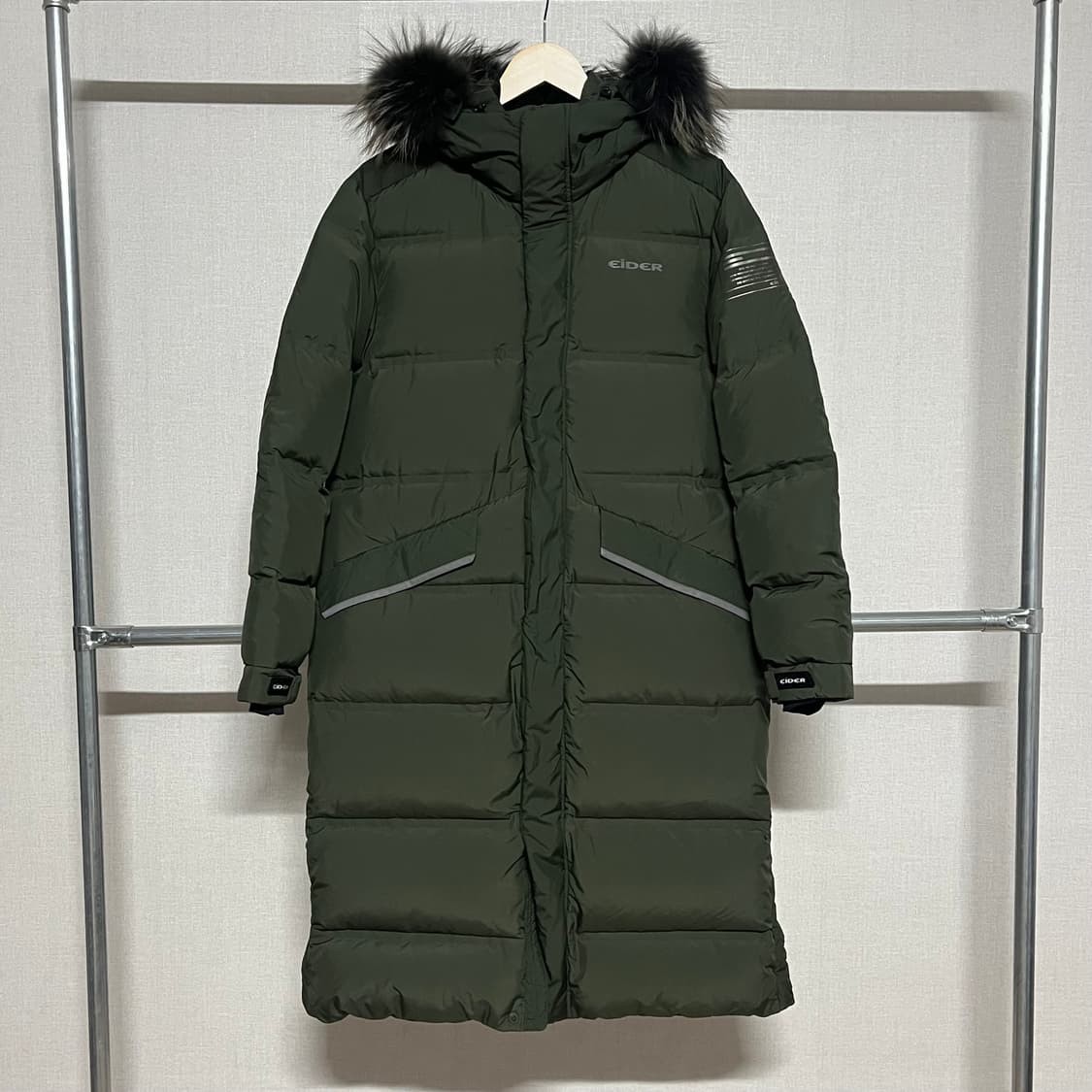 아이더 후드털 카키색 롱패딩 M 상품이미지1