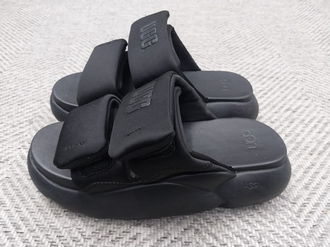 UGG LA 알토 블랙 플랫폼 슬리퍼 37사이즈 상품이미지4
