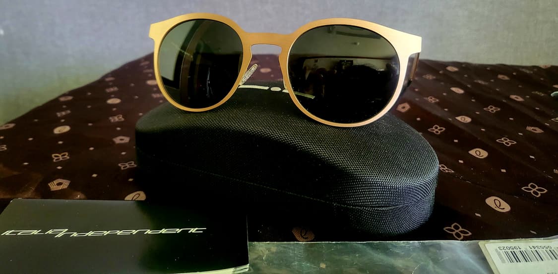 [미사용 새상품] -lNDEPENDENT 이탈리아 티타늄 선글라스 상품이미지4
