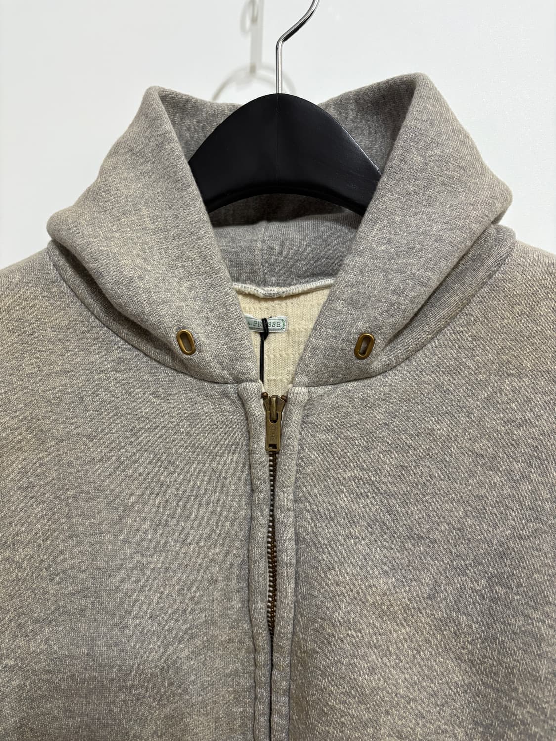 아프레쎄 / 25SS 빈티지 가공 후드 집업 그레이 / 3 상품이미지2