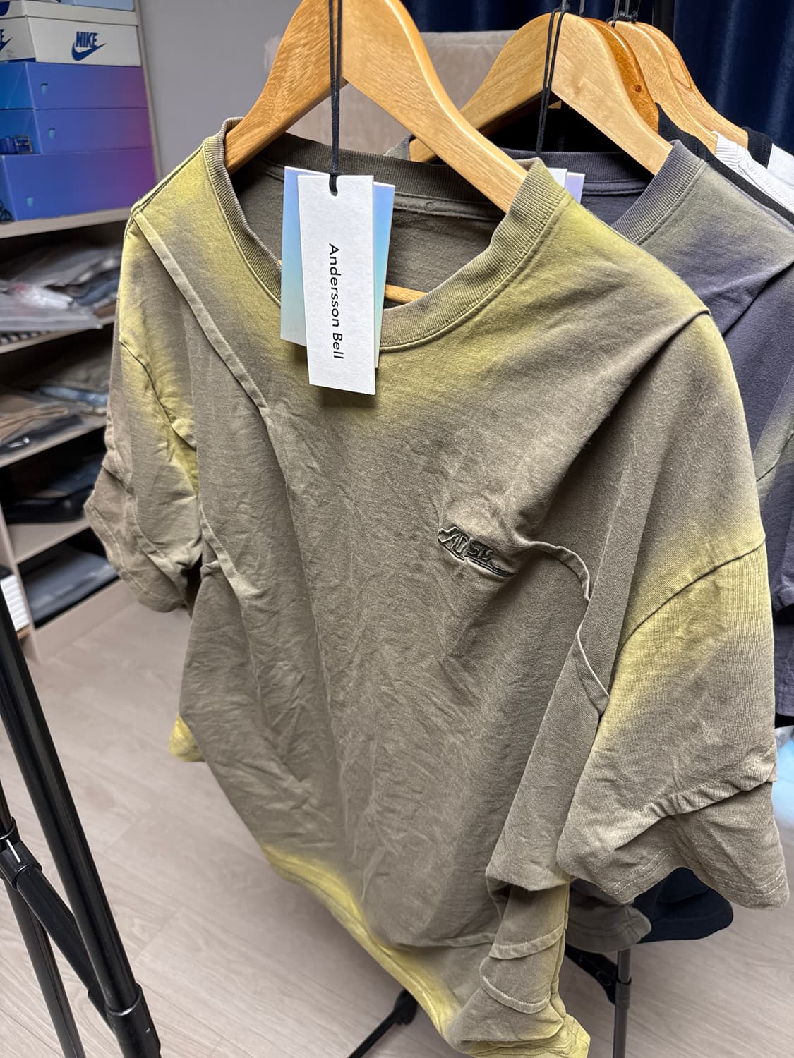 앤더슨벨 초회판 마드로 그라이언트 티셔츠 L 상품이미지5