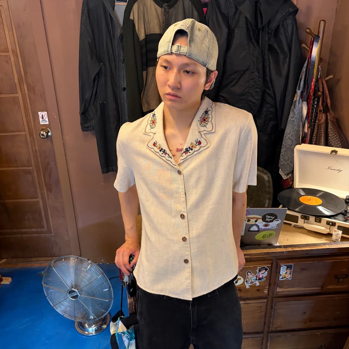 LINEN FRENCH FLOWER EMBROIDERY SHIRT 상품이미지6