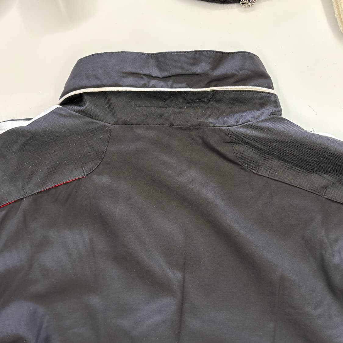 110 아디다스 리버풀 블랙 바람막이 상품이미지10