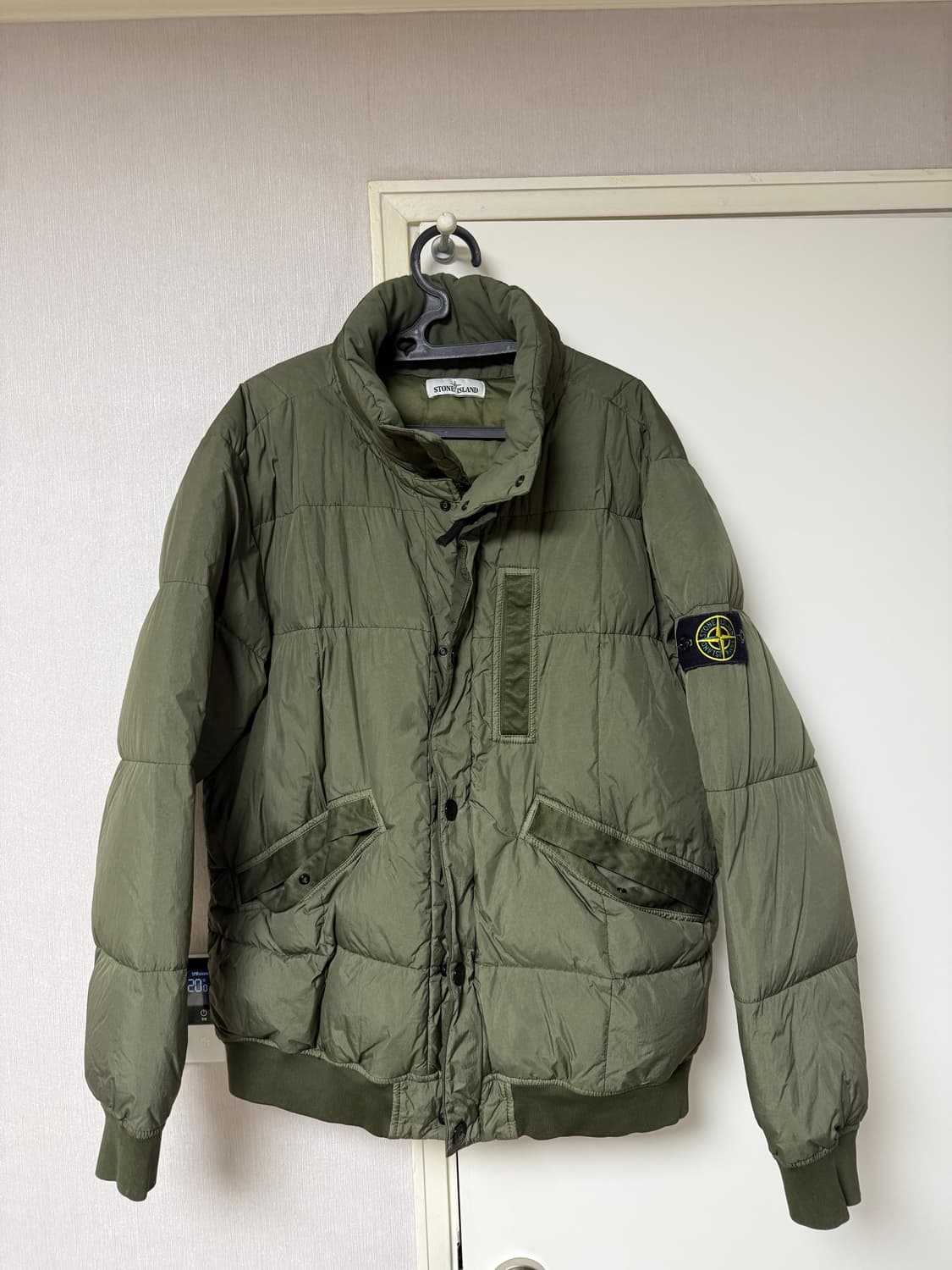 [3XL/XXXL] 스톤아일랜드 크링클랩스 패딩 카키 상품이미지1