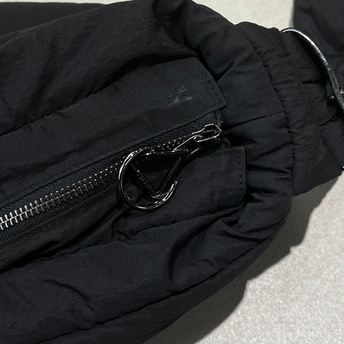 솔리드옴므 패디드 크로스백 s10348 상품이미지6