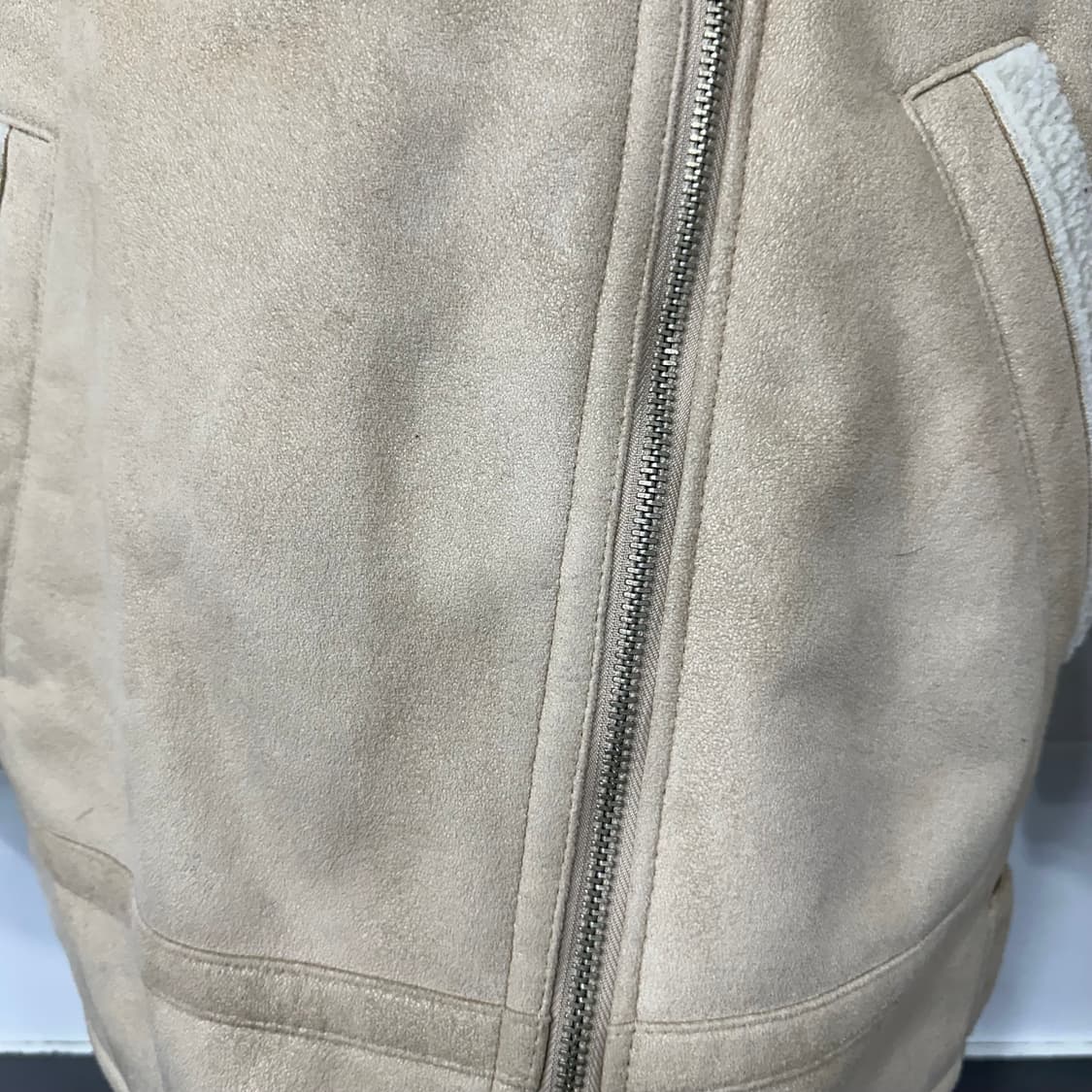 List 무스탕 상품이미지3