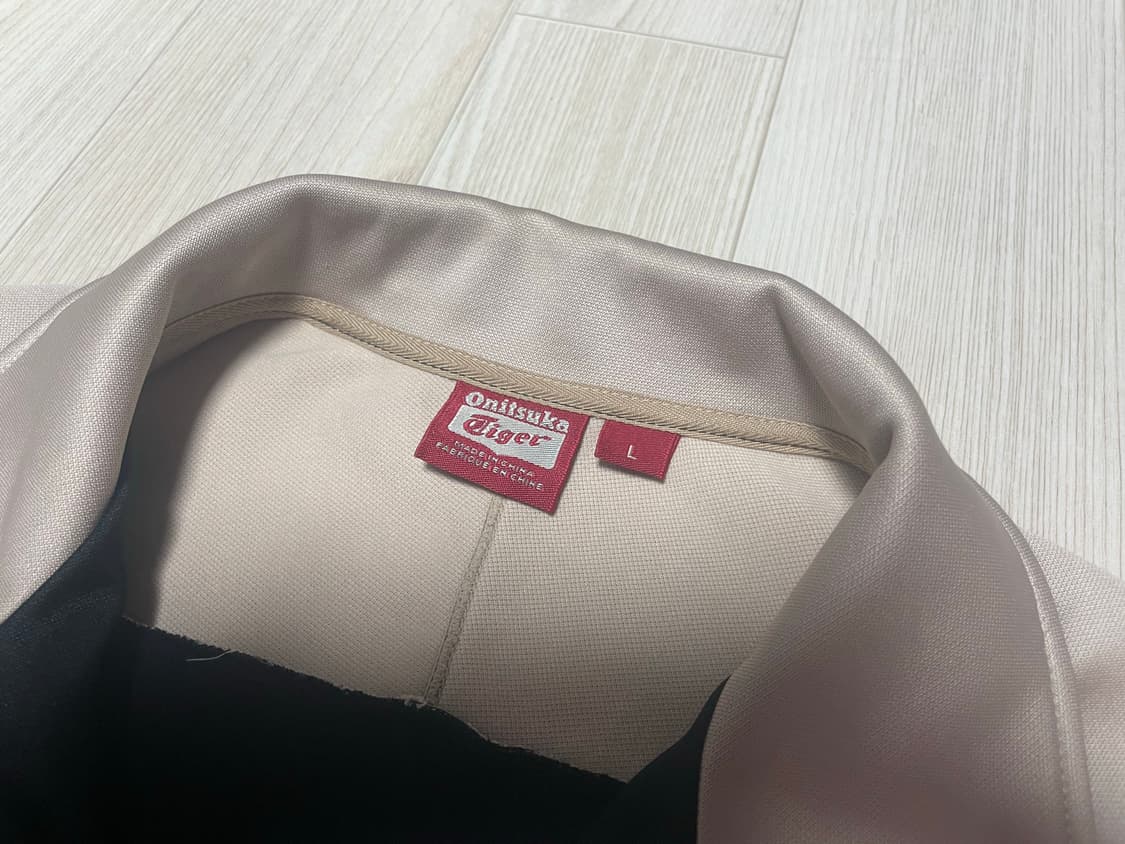오니츠카타이거 빈티지 트랙탑 (L) 판매 상품이미지4