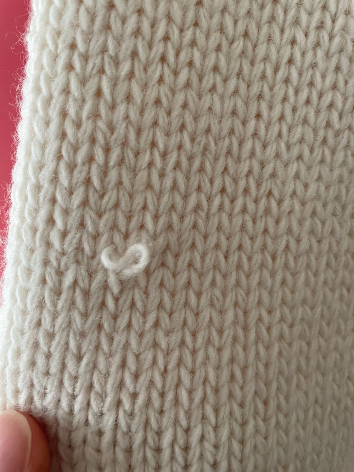 템즈 브이넥 니트 상품이미지4