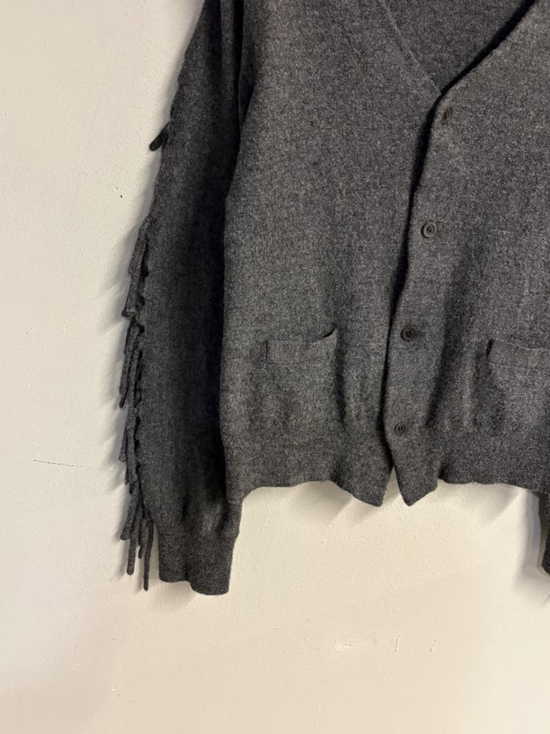 TOGA VIRILIS Fringe Knit Cardigan 상품이미지4