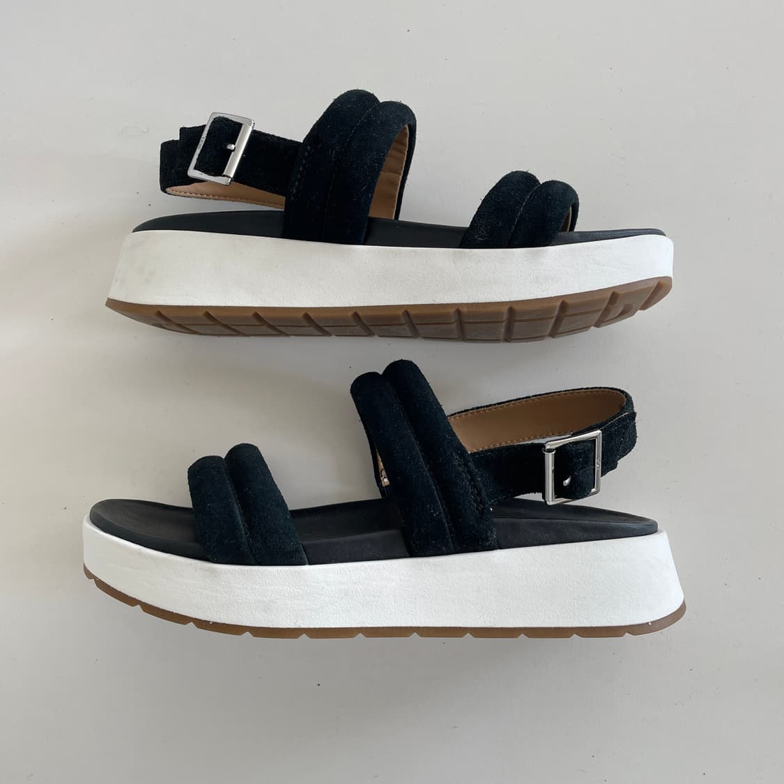 어그 UGG Lynnden 샌들 상품이미지3