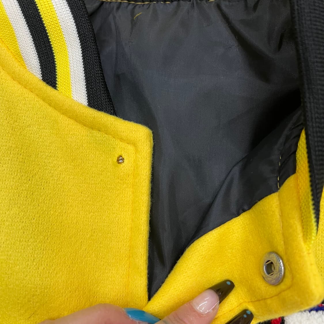 빈티지 헬로키티 바시티 상품이미지2