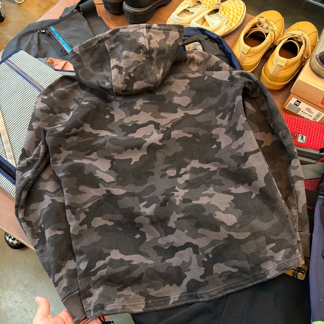 빔즈 하트 다크 우드랜드 카모플라쥬 후드집업자켓 상품이미지5