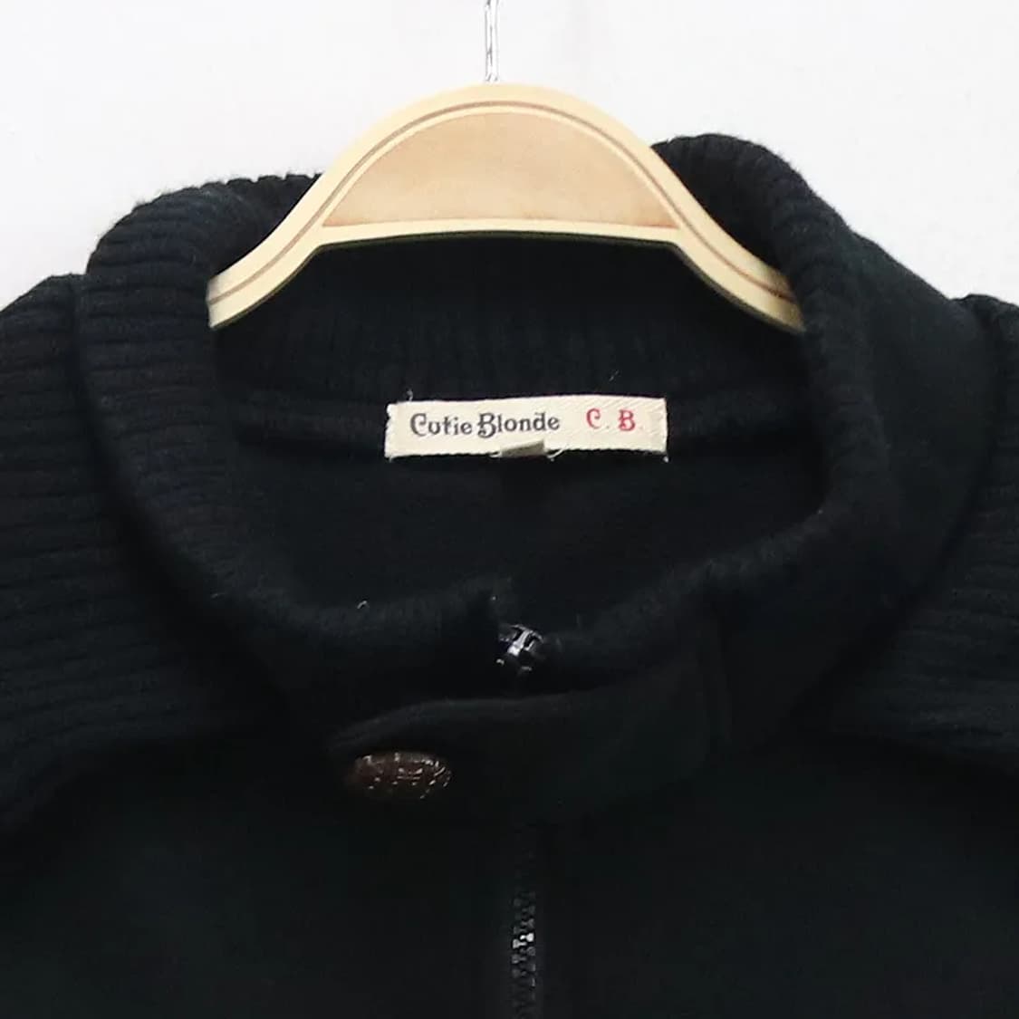 CUTIE BLONDE 블랙 후드 집업 60507 상품이미지3
