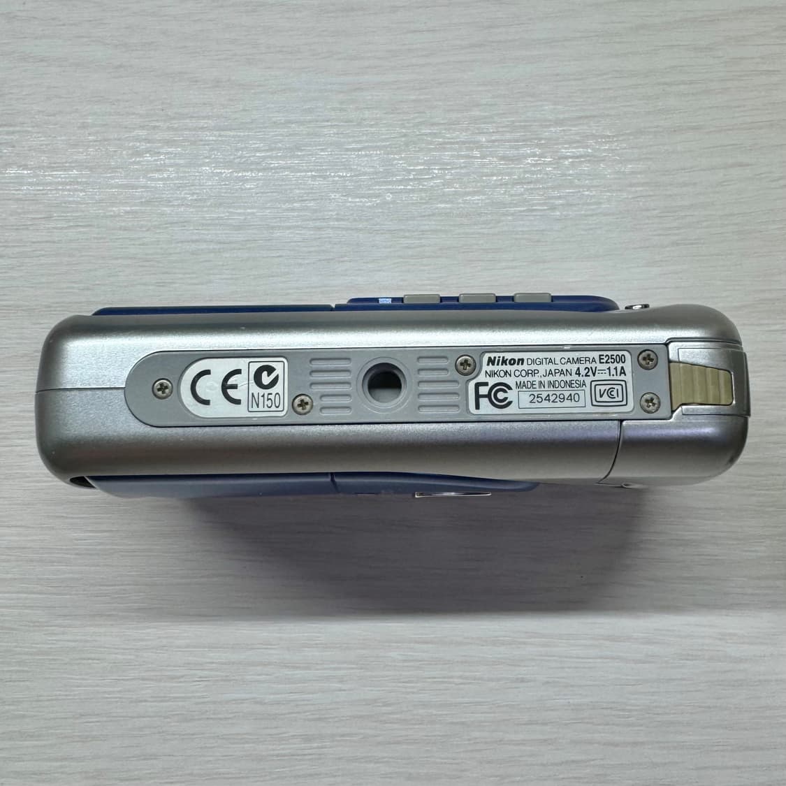 니콘 쿨픽스 2500 디카 황조지 르세라핌 홍은채 nikon y2k 상품이미지6