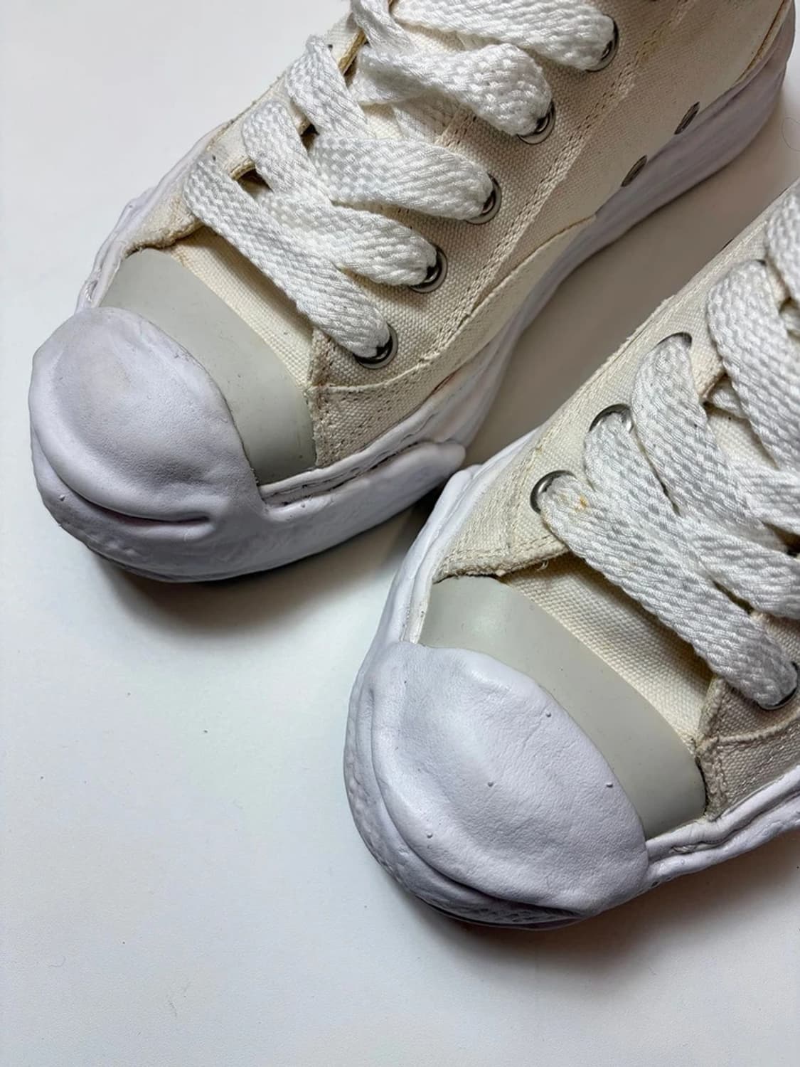 메종 미하라야스히로 행크 OG솔오버다이드 캔버스로우탑 스니커즈 Q1473 상품이미지4