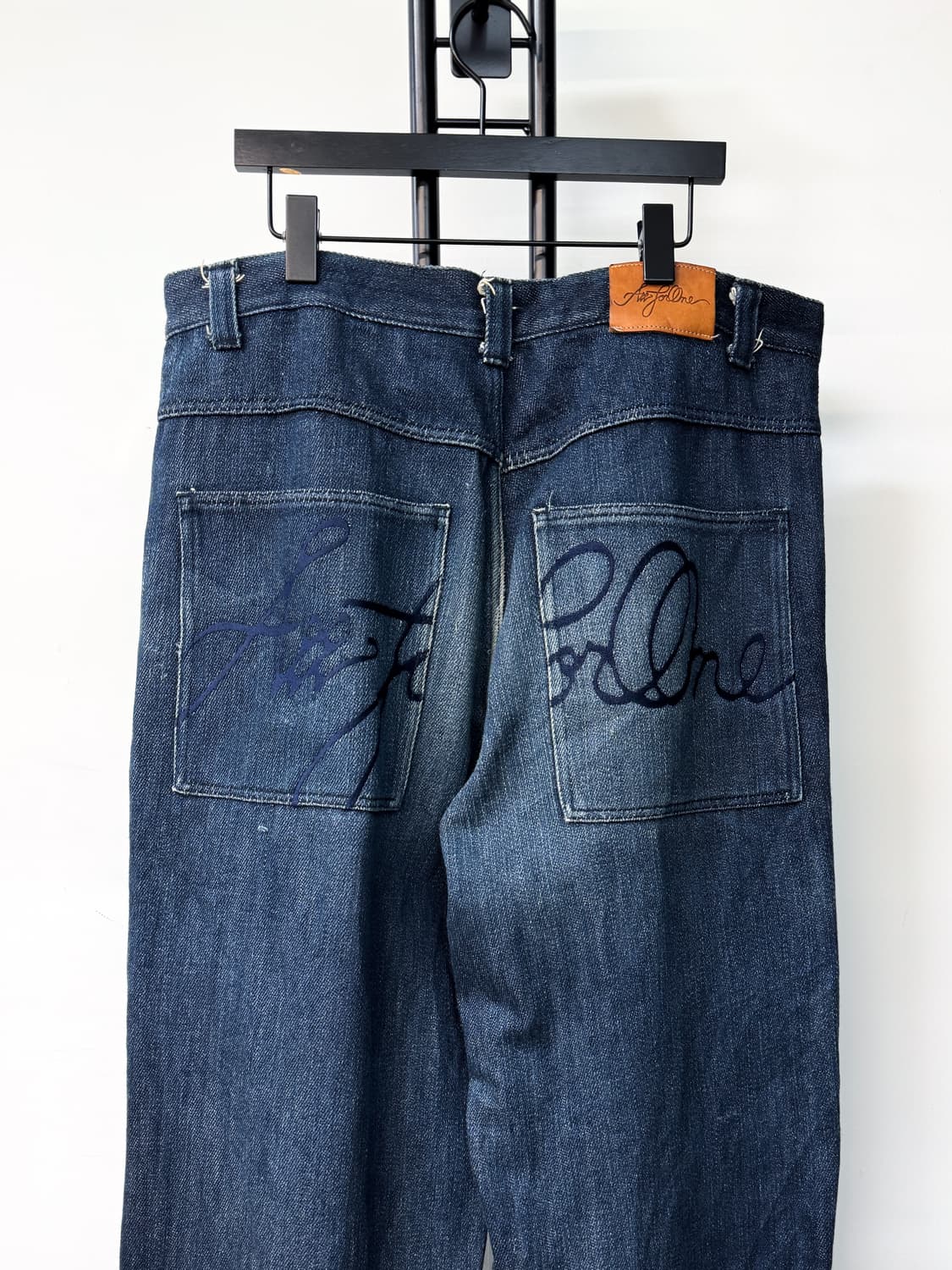 올포원 백 레터링 로고 하드 데님 팬츠 상품이미지5