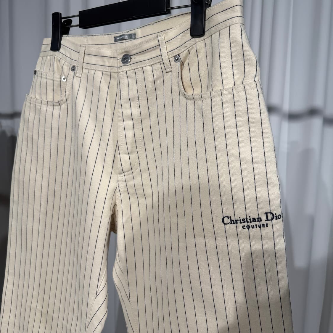 디올 꾸뛰르 스트라이프 로고 자수 셋업 상품이미지9