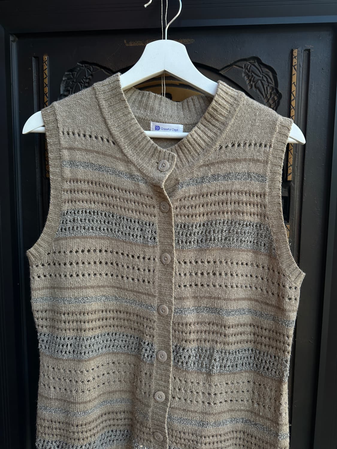 graceful days punching knit vest 상품이미지2