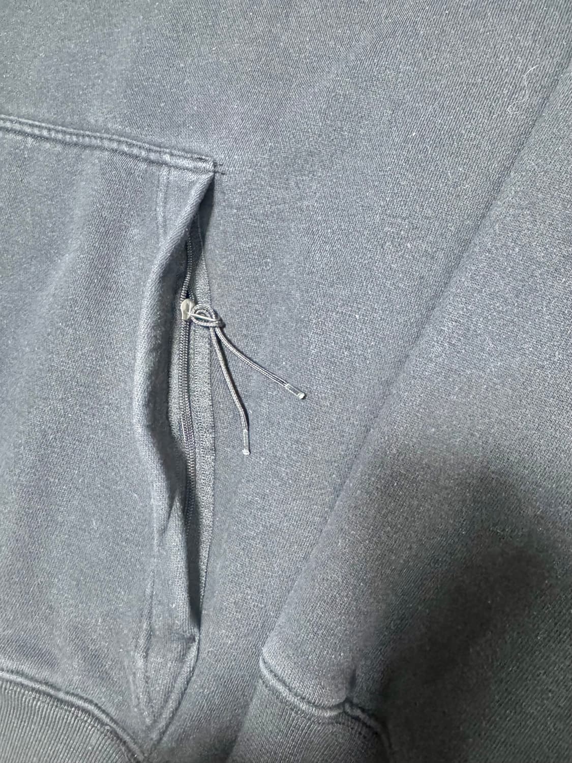 •NIKE ACG 써마핏 블랙 후드 티 상품이미지4