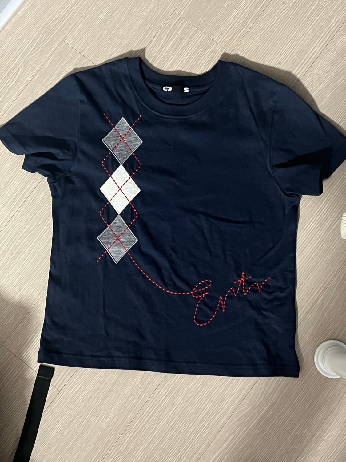 이알티알 Argyle t-shirt navy small fit 상품이미지1