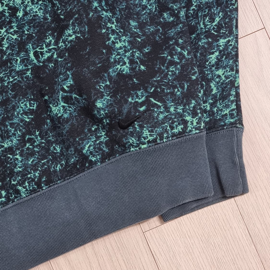 나이키 ACG 맨투맨 옥블랙 상품이미지5