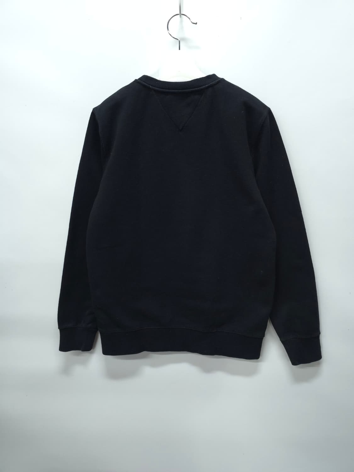 ​타미진스 클래식 로고 크루넥 맨투맨 블랙 (55) 상품이미지7