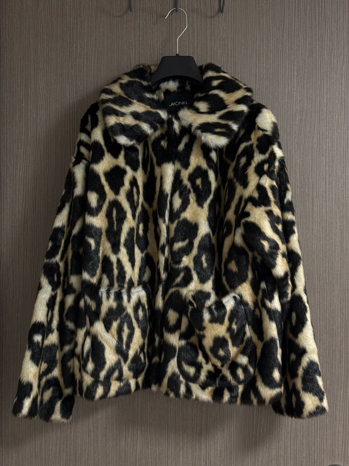 Monki 레오파드 퍼 코트 상품이미지1