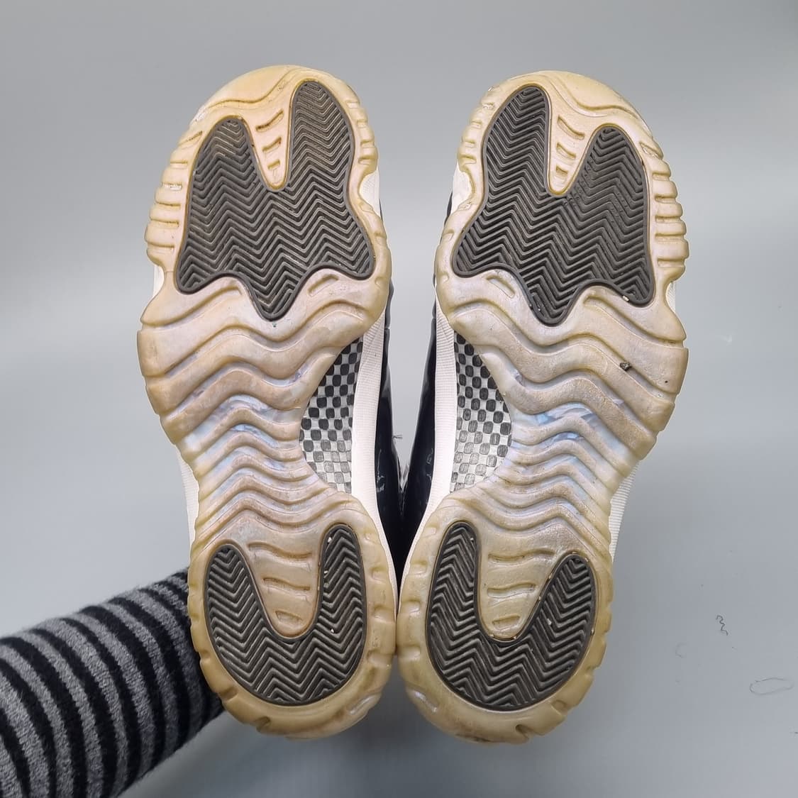 나이키 조던11 로우 이리기센트 농구화290 상품이미지3