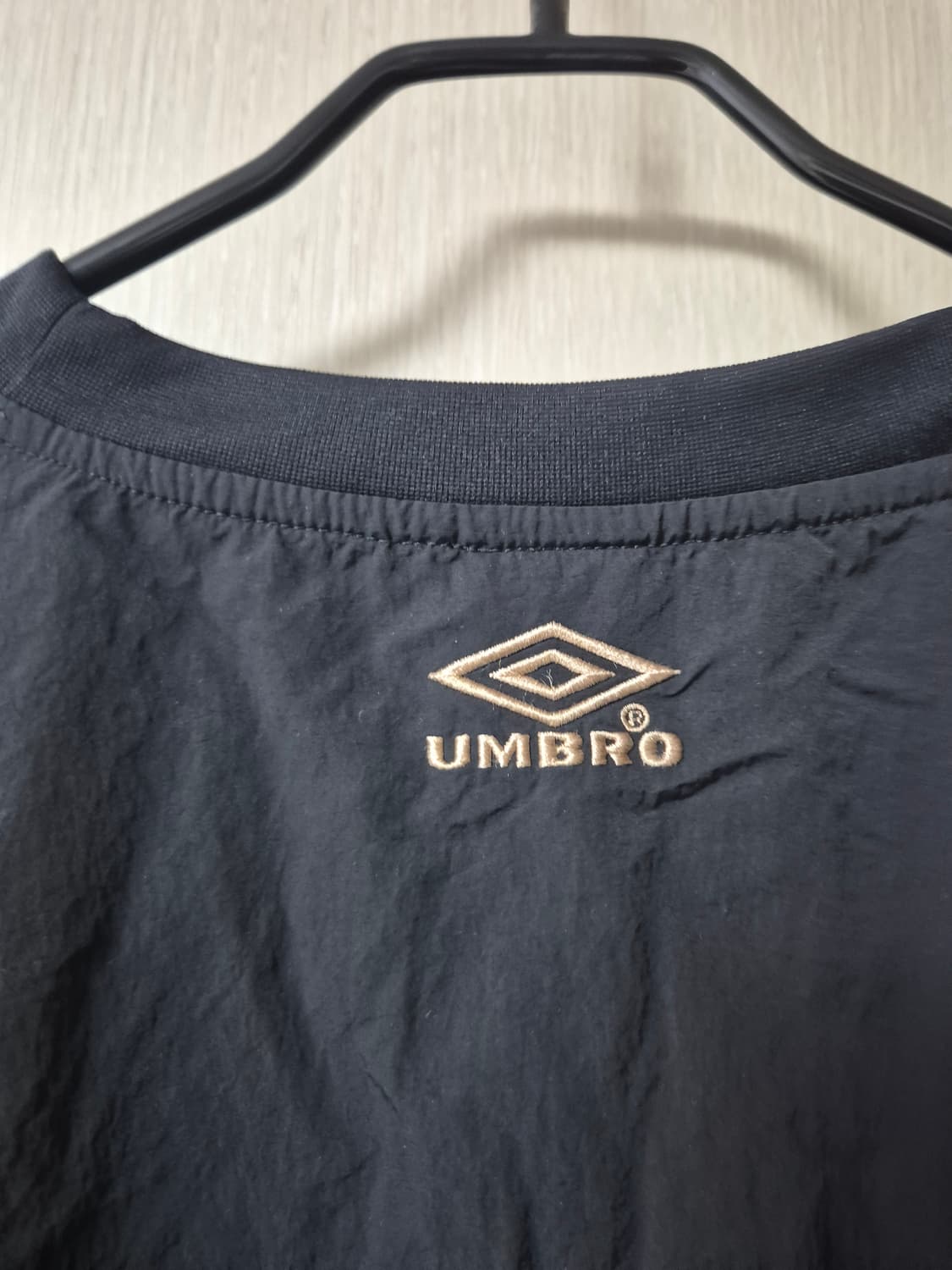 (24년) 엄브로 나일론 피스테  맨투맨 티셔츠 110 (2XL) 상품이미지5