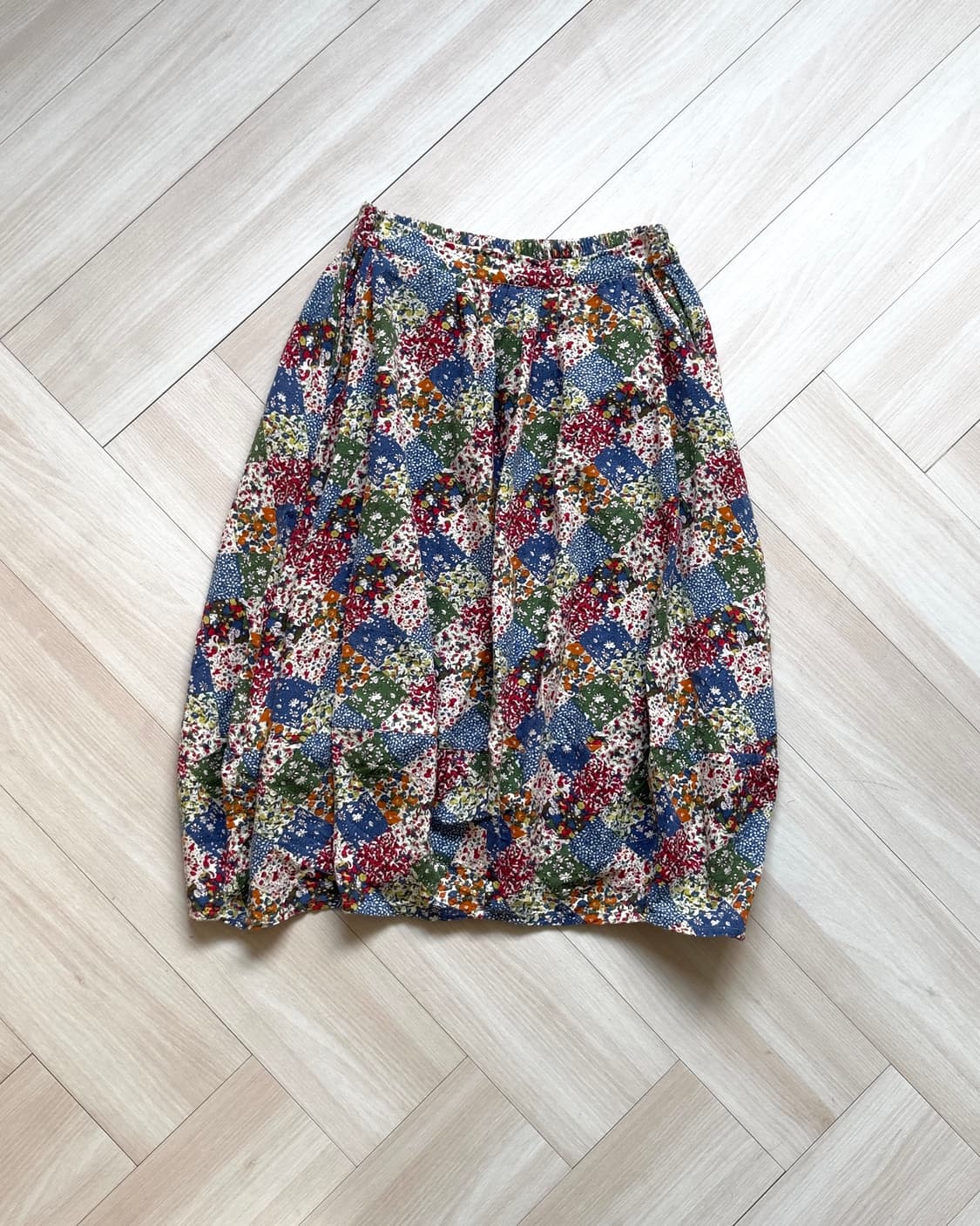 [TITICACA] Floral Patton Skirt 상품이미지1