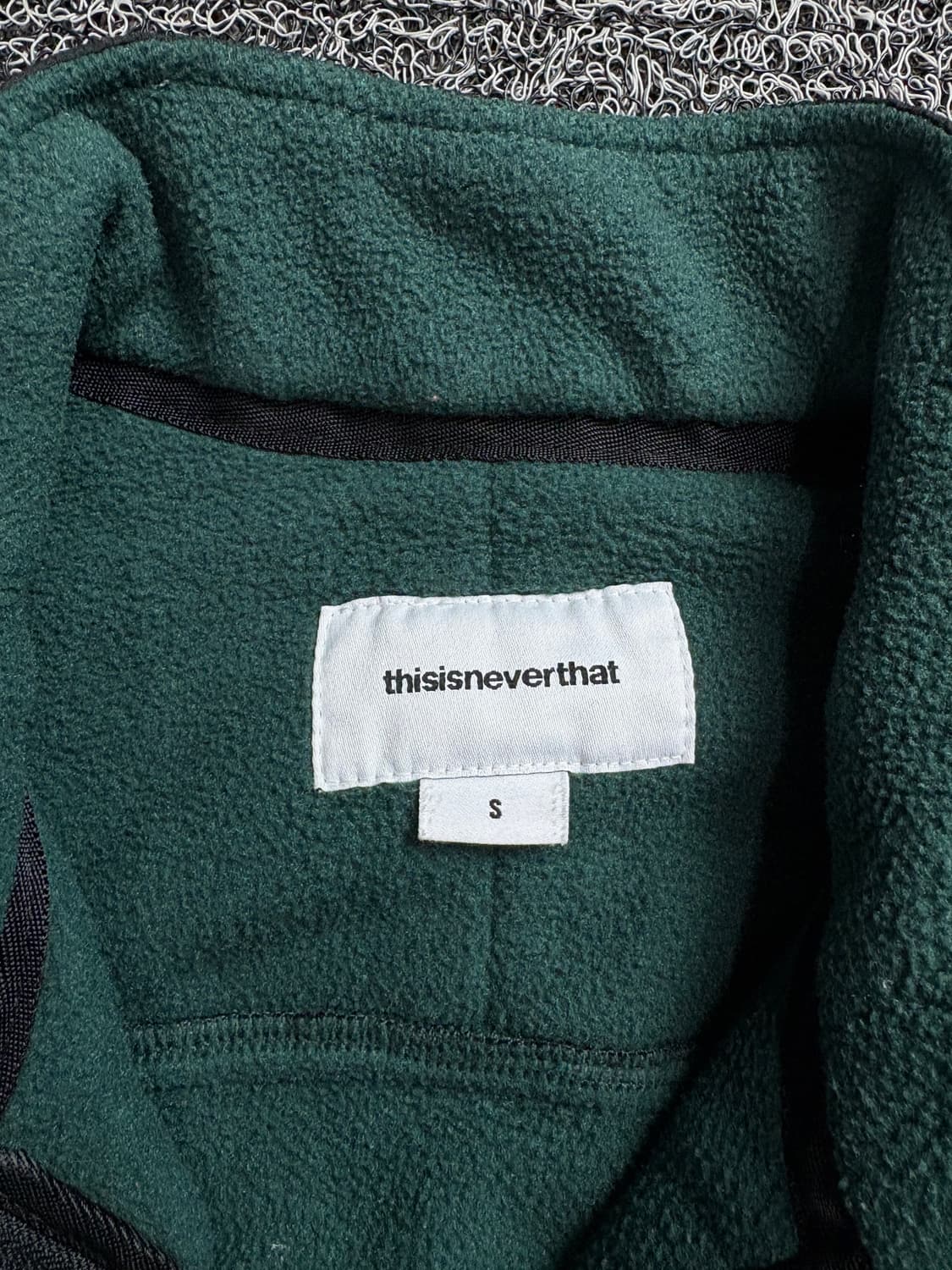 디스이즈네버댓 폴라텍 배색 박시핏 플리스 자켓 2026 상품이미지4