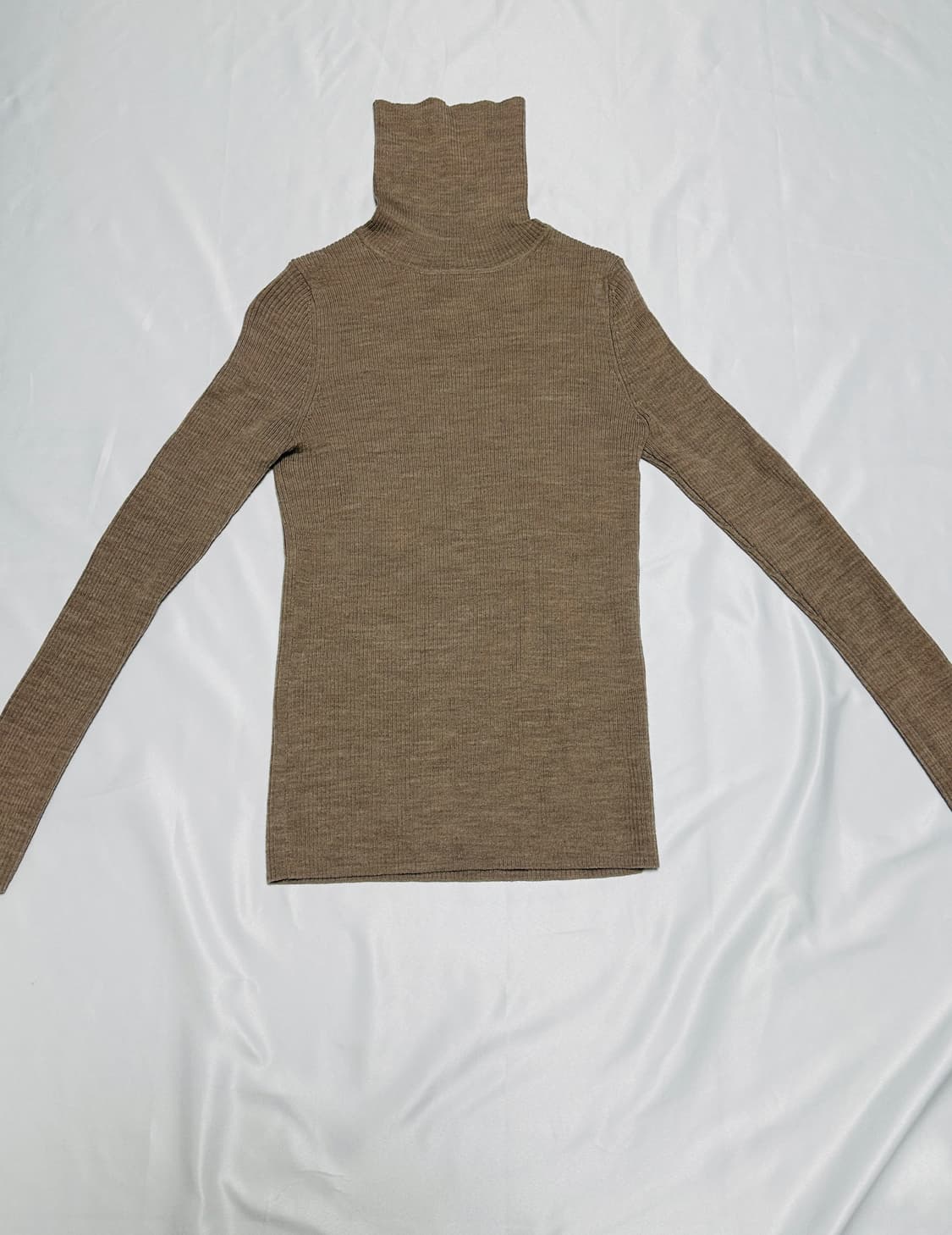 유니클로 메리노울 터틀넥 베이지 S 상품이미지1