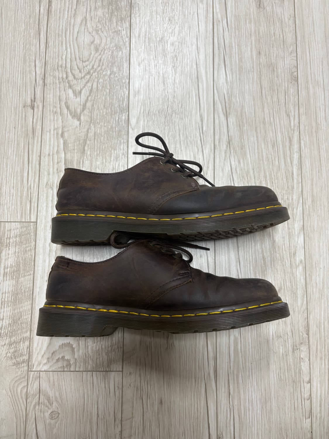 닥터마틴 1461 3홀 크레이지홀스 270 상품이미지3