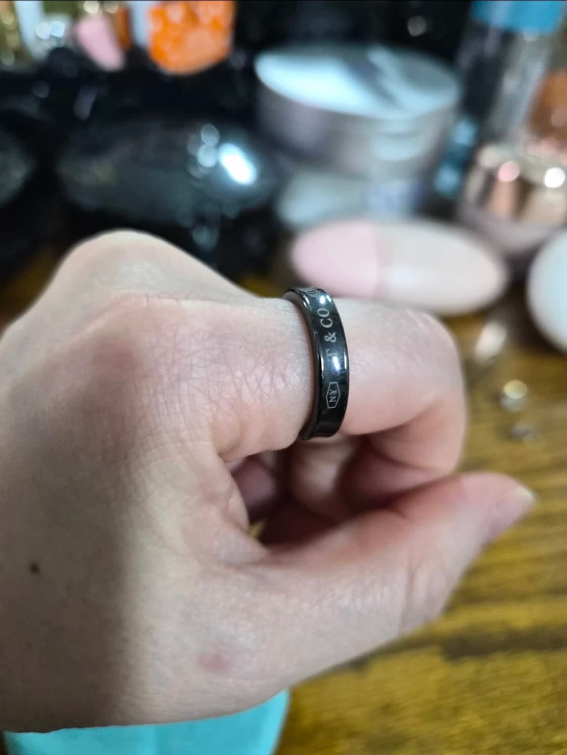 티파니앤코 1837 티타늄 네로우링 상품이미지2