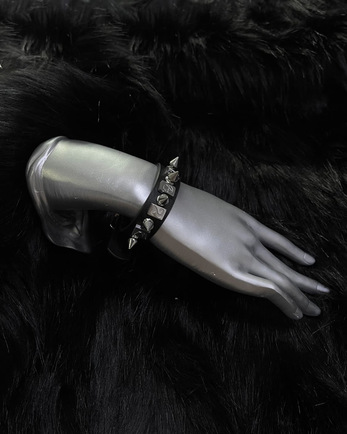 lesser of 2evils bracelet 상품이미지2
