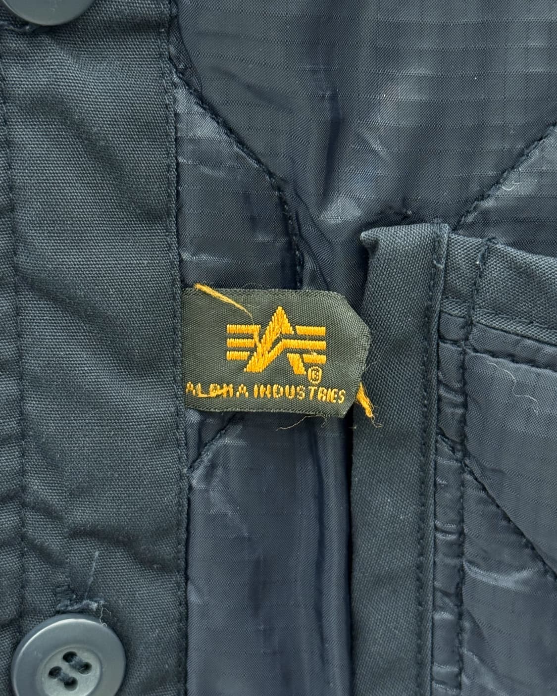 알파인더스트리 00s 퀼티드 라이너 자켓 경량 패딩 점퍼 네이비 상품이미지3