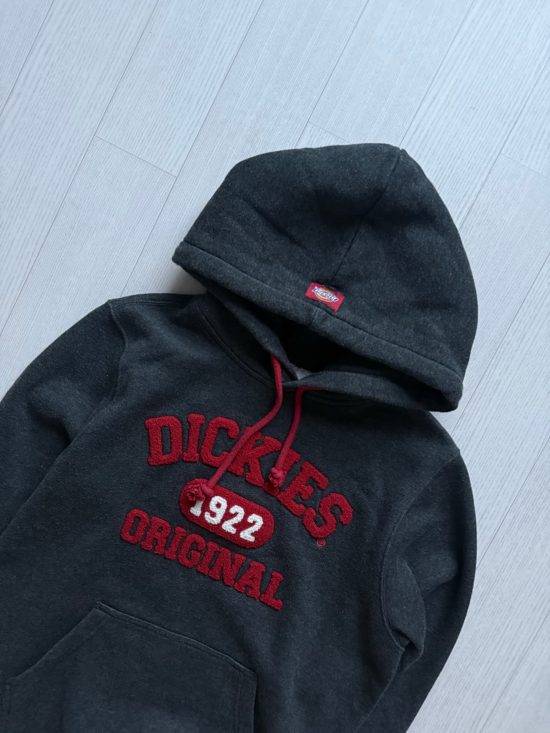 디키즈 중앙 자수 로고 차콜 후드티 상품이미지6