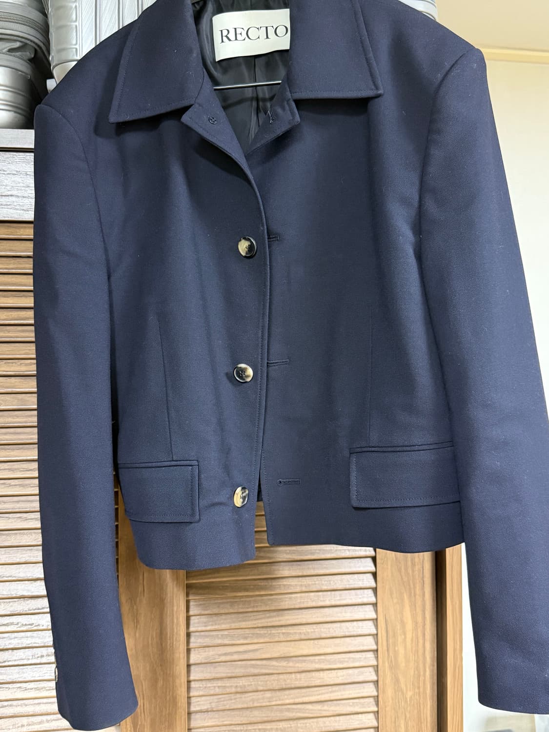 렉토 24fw 숏자켓 m 상품이미지2