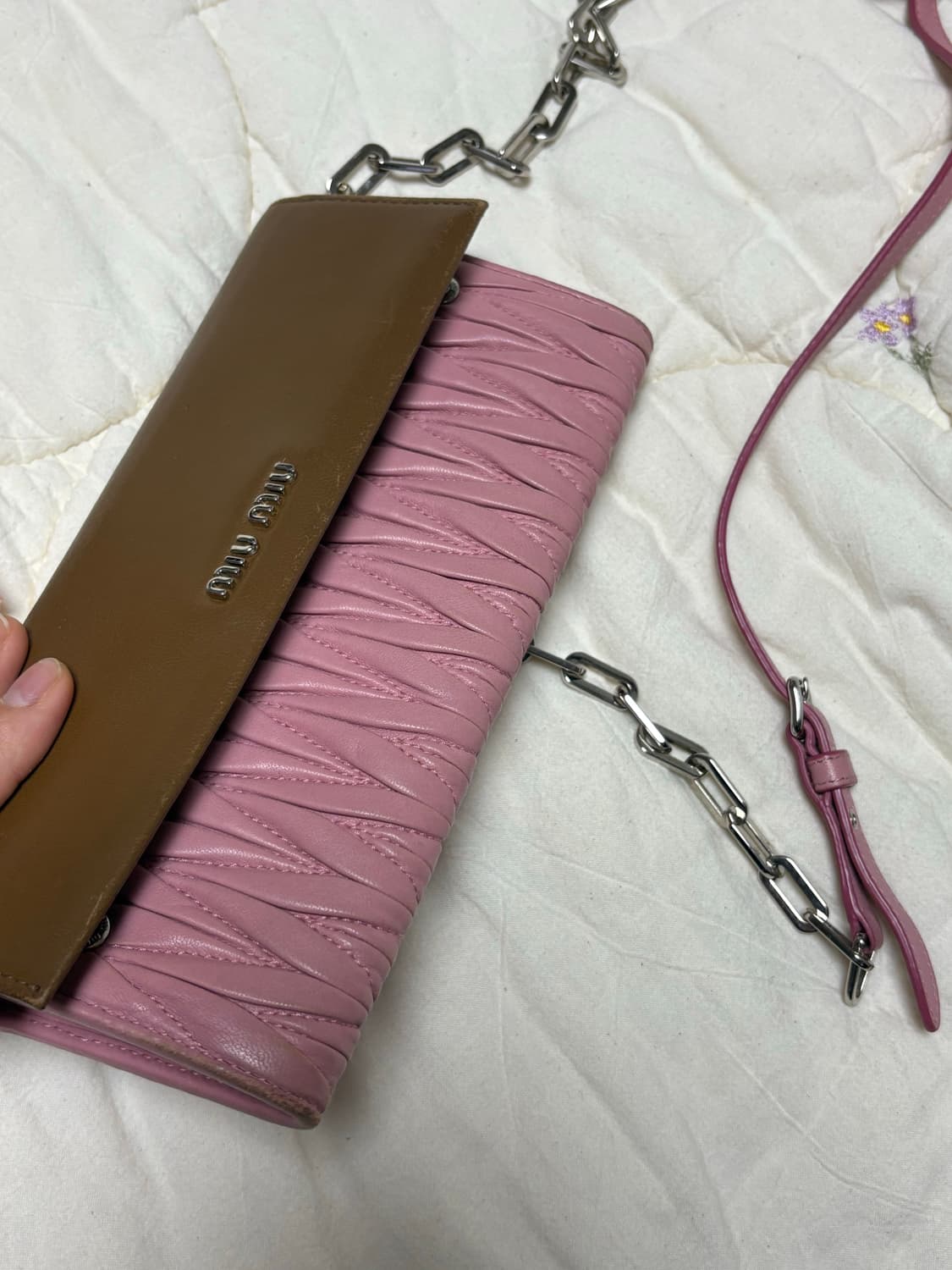 미우미우 클러치백 + 풀박스 (정품) 상품이미지5