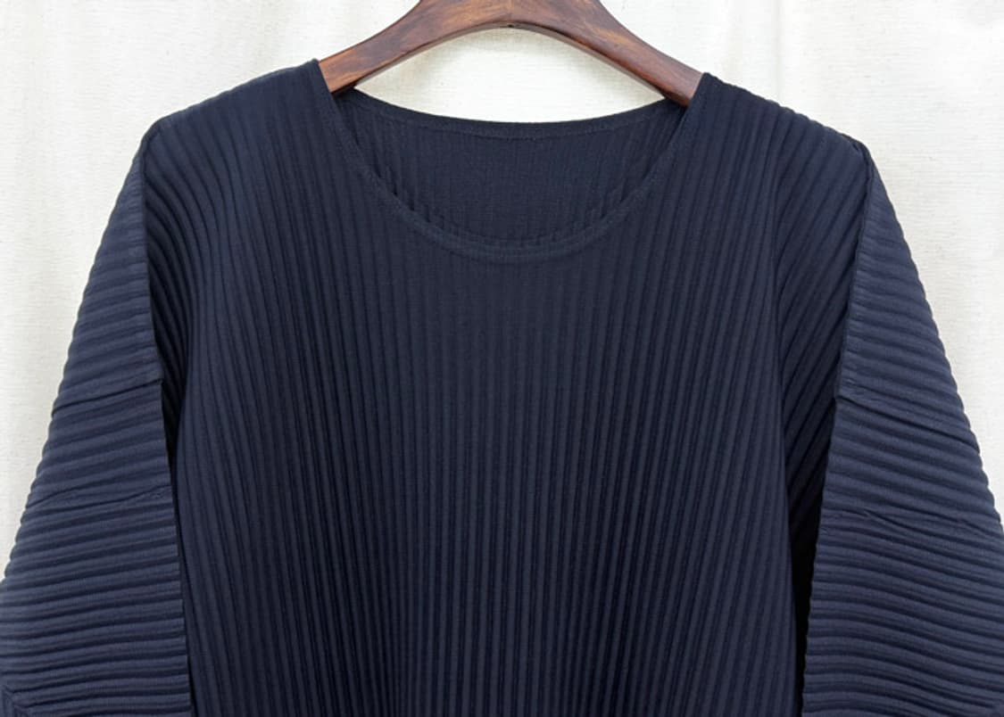 옴므플리세 베이직 롱슬리브 티셔츠 4사이즈 상품이미지2