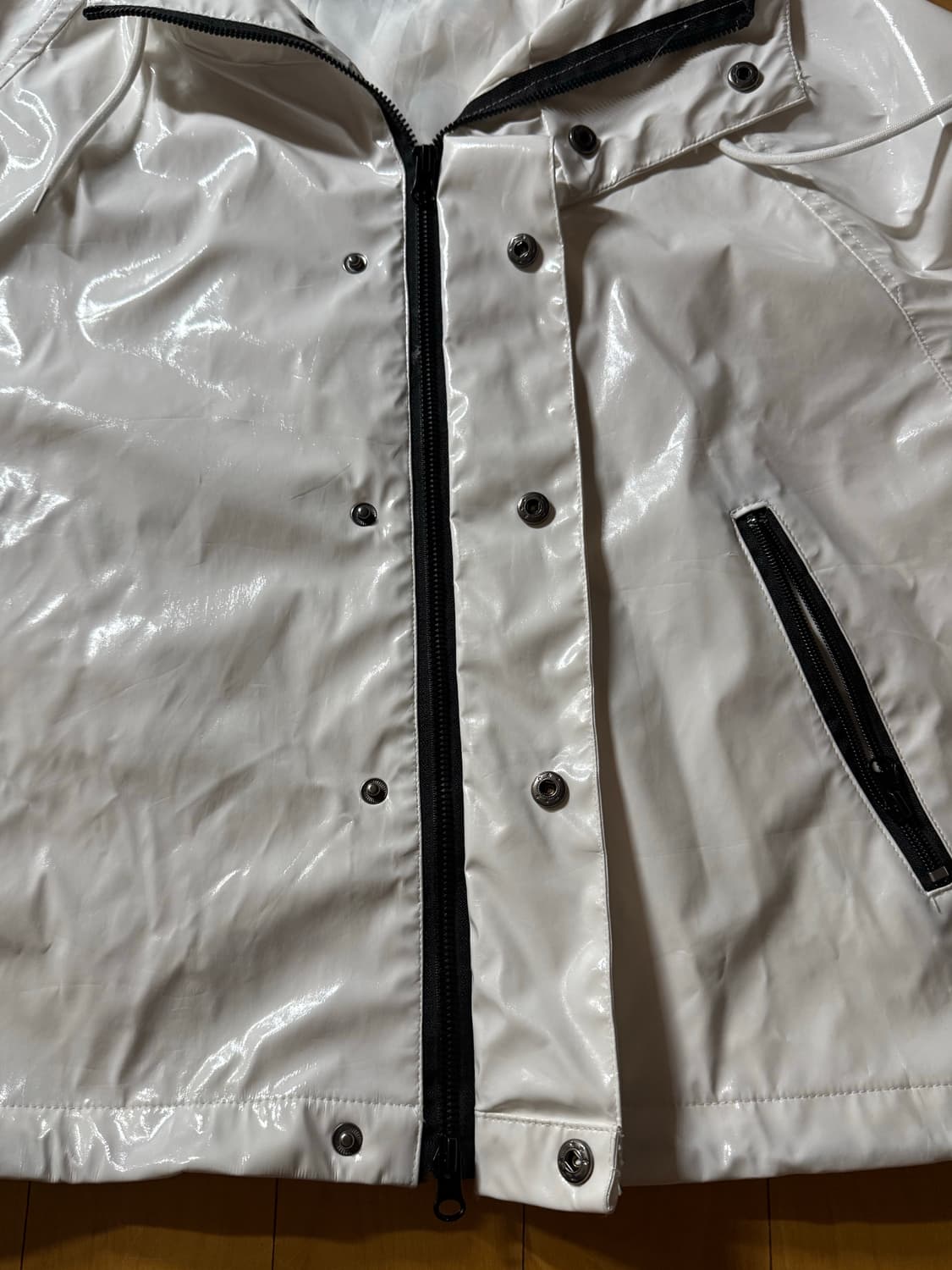 캄웨이브 에나멜 후드 바람막이 자켓  상품이미지3