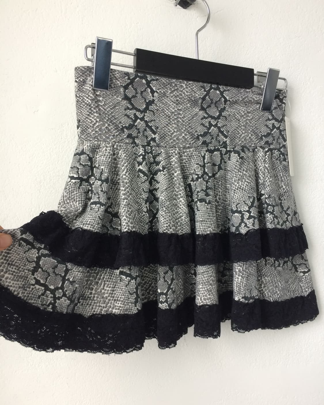 Lace trimming python pattern mini skirt 상품이미지3