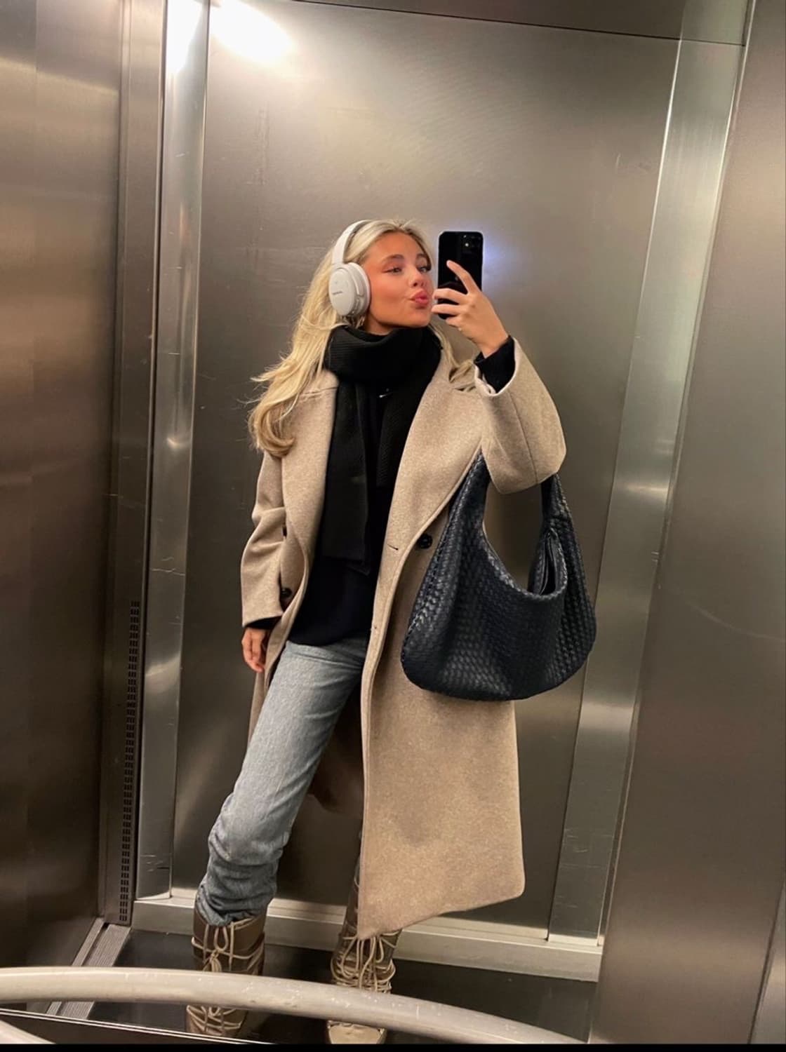 보테가베네타 인트레치아토 호보백 라지 판매합니다. 상품이미지10