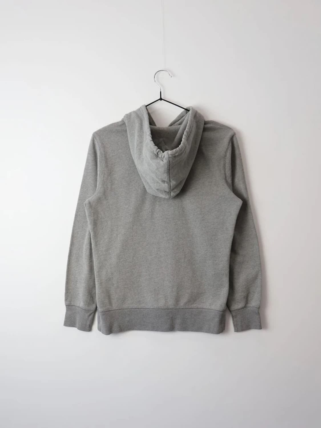 Old Navy Graphic Zip Hoodie 상품이미지4