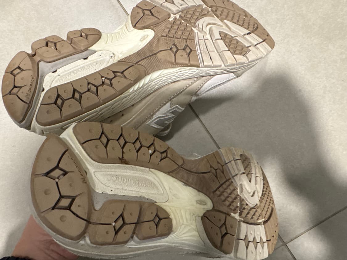 [240] 뉴발란스 2002R 상품이미지3