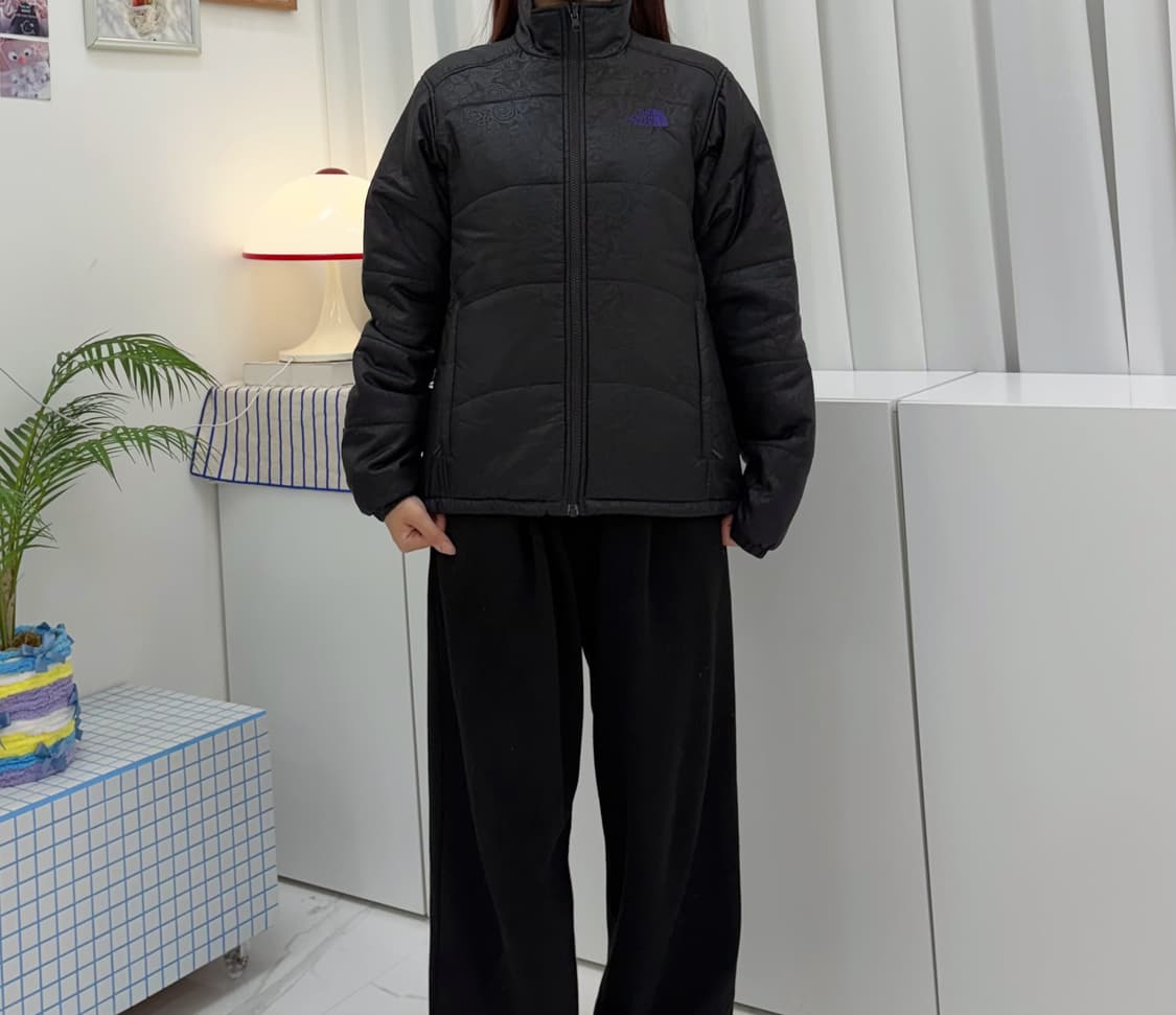 노스페이스 블랙 퍼플 자수로고 페이즐리 플라워패턴(90) 상품이미지8