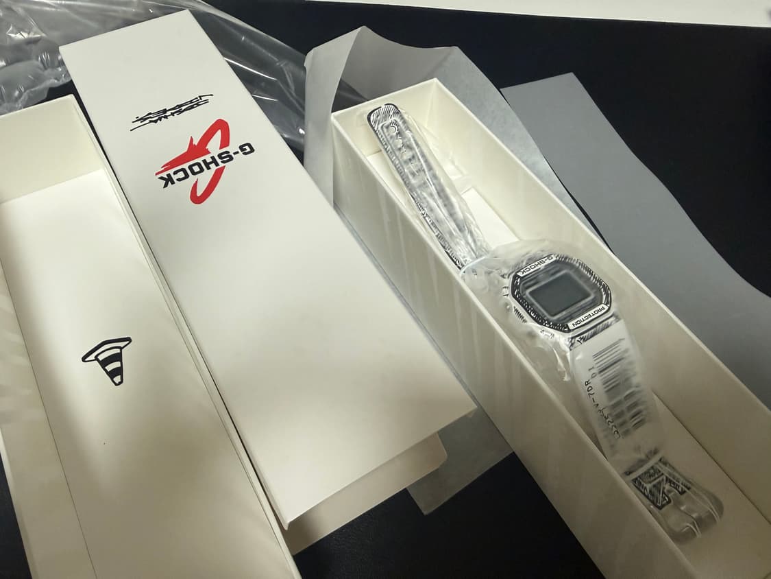 [국내 정발] DW-5600JV-7DR 지샥 x 조슈아 비데스 콜라보 상품이미지1