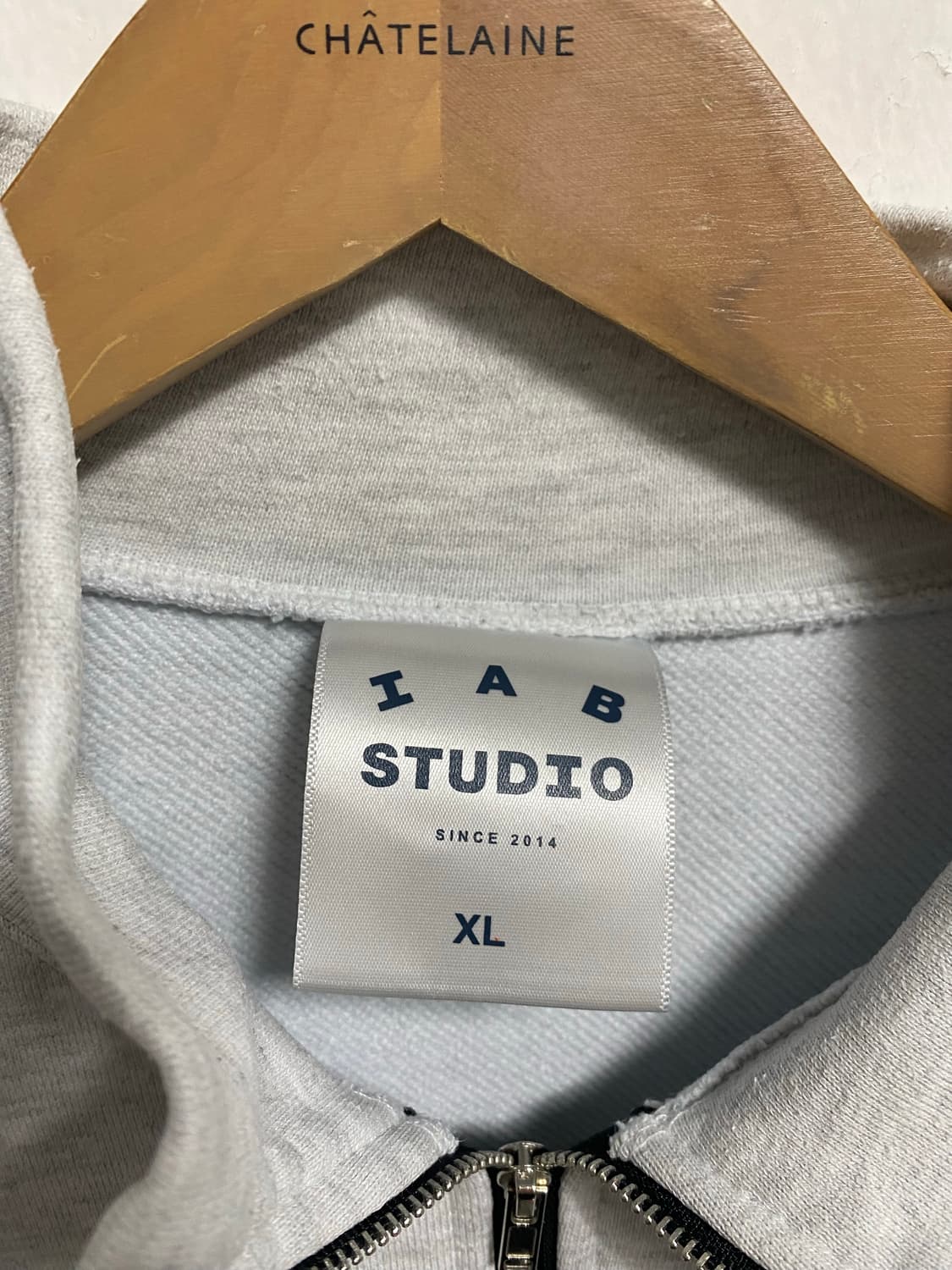 아이앱스튜디오 그레이 반집업  상품이미지2