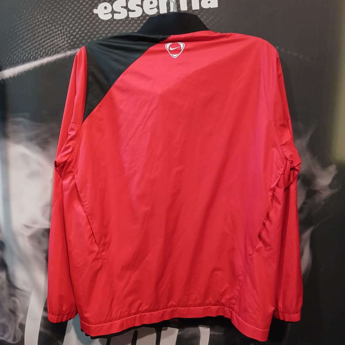 나이키 올드스쿨 바람막이 레드 상품이미지2