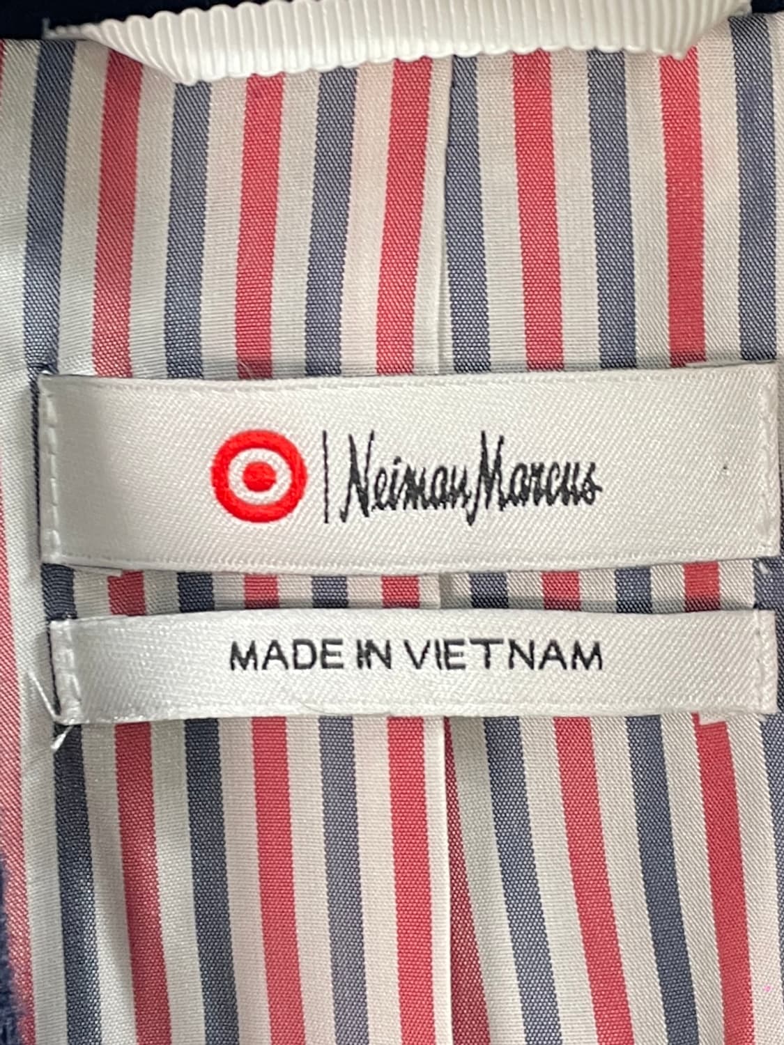 톰브라운 X 니만마커스 파이핑 블레이저 7부 자켓 (on.315) 상품이미지6